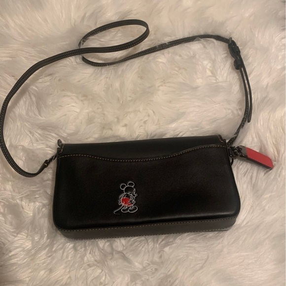 Coach Mickey Mouse - Picture 2 of 16